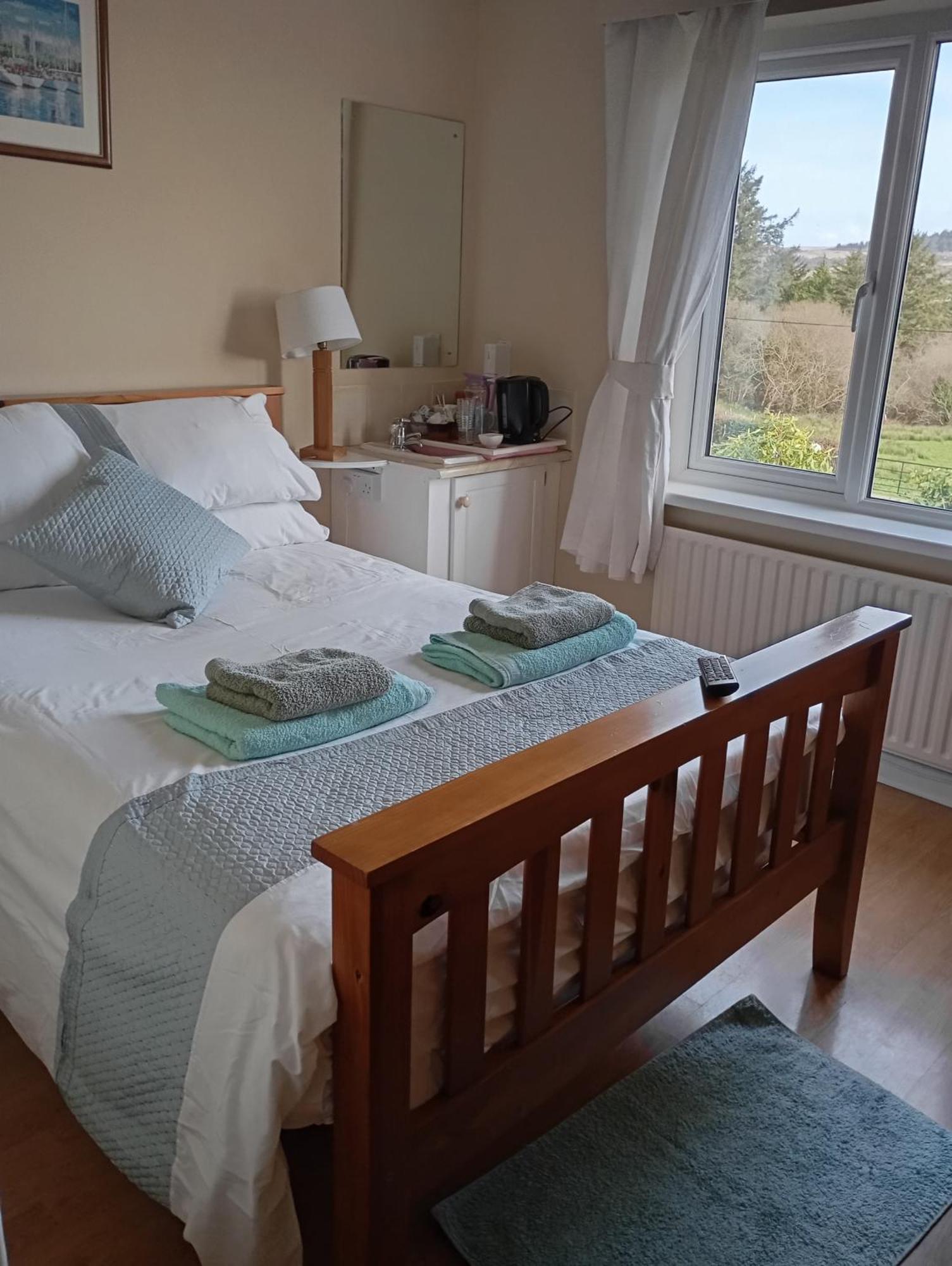 Room In Bungalow - Very Nice View With This Room Sneem Exterior foto